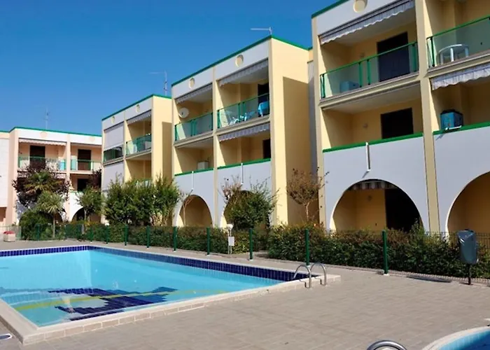 Daire Family-friendly Poolside Tranquility Bibione